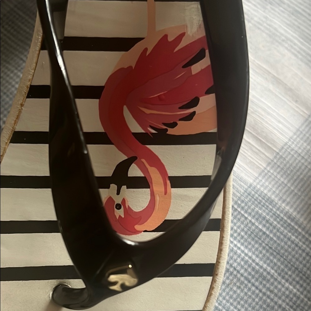Kate Spade Black and White Women's Flip Flops - Picture 3 of 8